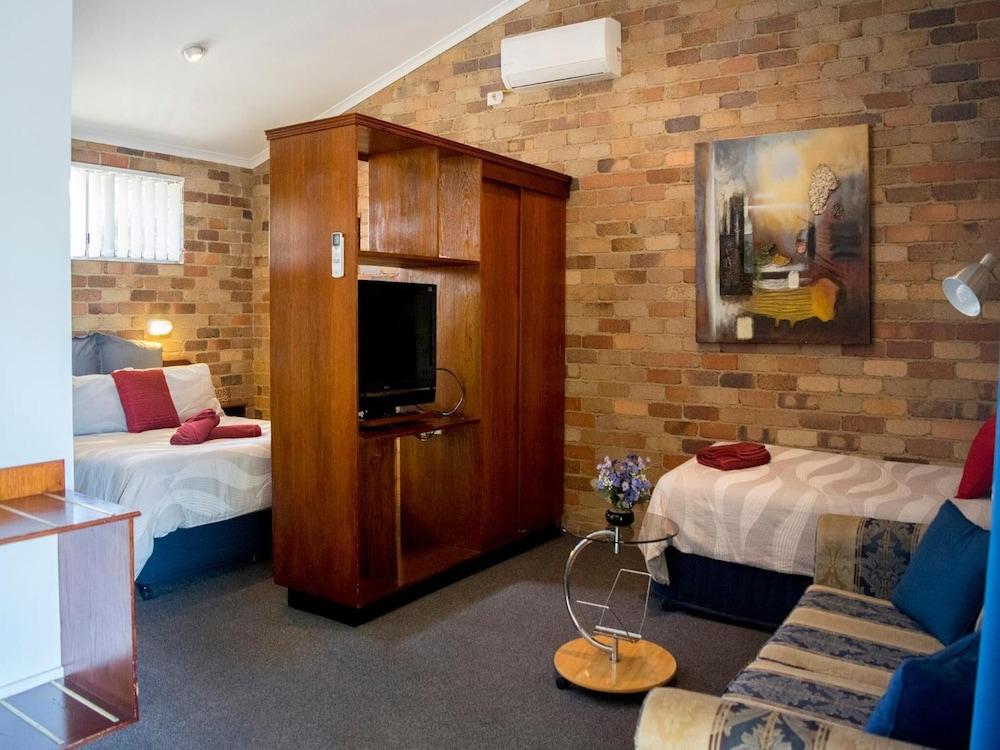 Rest Point Motor Inn Glen Innes Extérieur photo